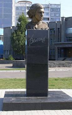 Высоцкий Памятник в Барнауле