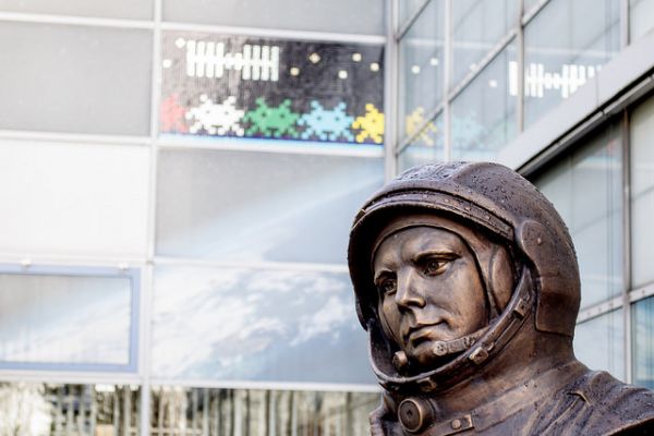 в Германии несколько бюстов Гагарина. Один из них находится в Европейском центре астронавтики.